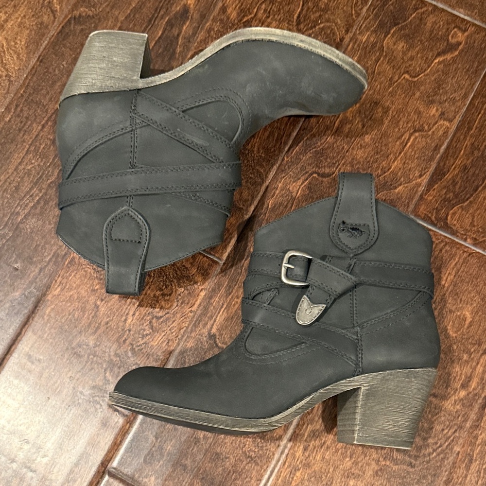 Rocket Dog Black Ankle Booties with Buckle Detail